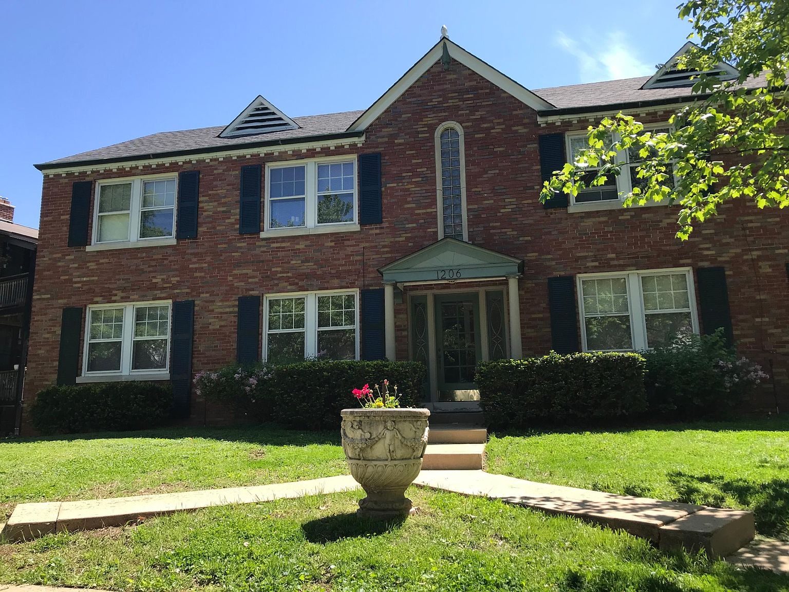 1206 Moorlands Dr 1, Saint Louis, MO 63117 Zillow