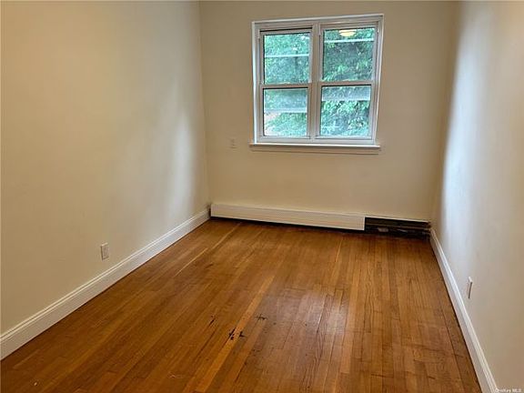 3rd image of 164-11 72nd Ave #2