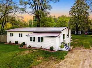 6489 S Garlock Rd, Carson City, MI 48811