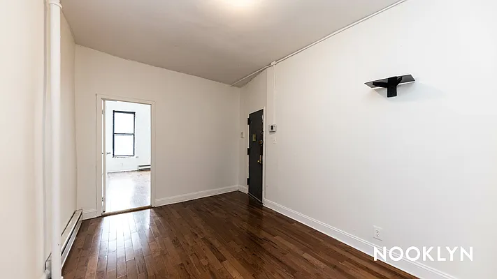 Rented by Nooklyn NYC LLC | media 16