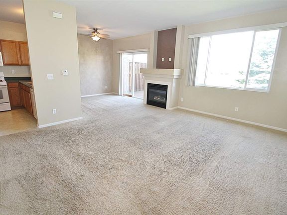 3rd image of 4454 Squaw Valley Dr