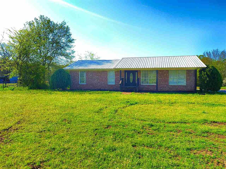 1st image of 3865 County Road 4235