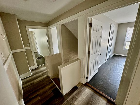 2nd image of 313 E Ormsby Ave APT 3