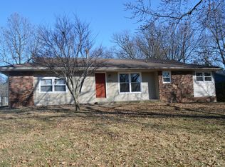 824 S Mission Ave, Springfield, MO 65809
