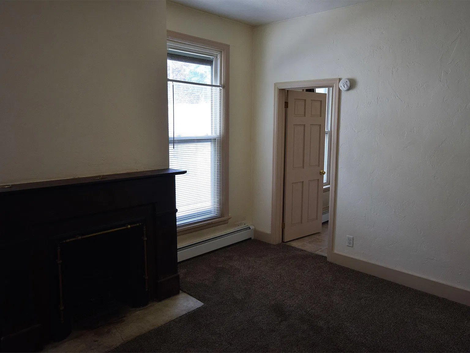 556 Jefferson St. - 5 — Photo 3