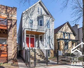 1318 W Roscoe St #2 — Photo 11