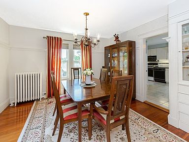 8 Summer St, Arlington, MA 02474 | Zillow