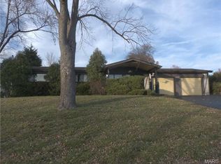 4947 Ringer Rd, Saint Louis, MO 63129