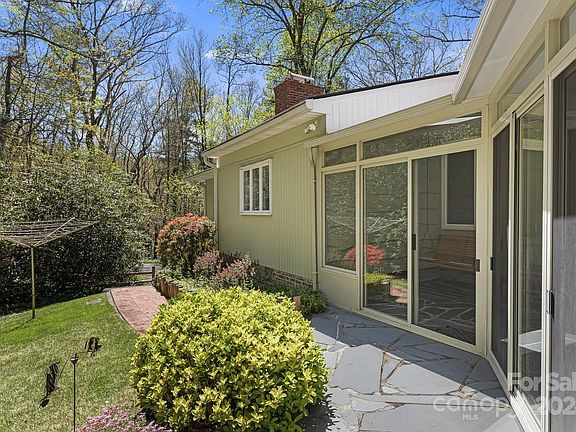 3rd image of 51 Glassy Mountain Dr