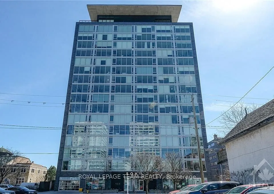 300 Lisgar St #306
