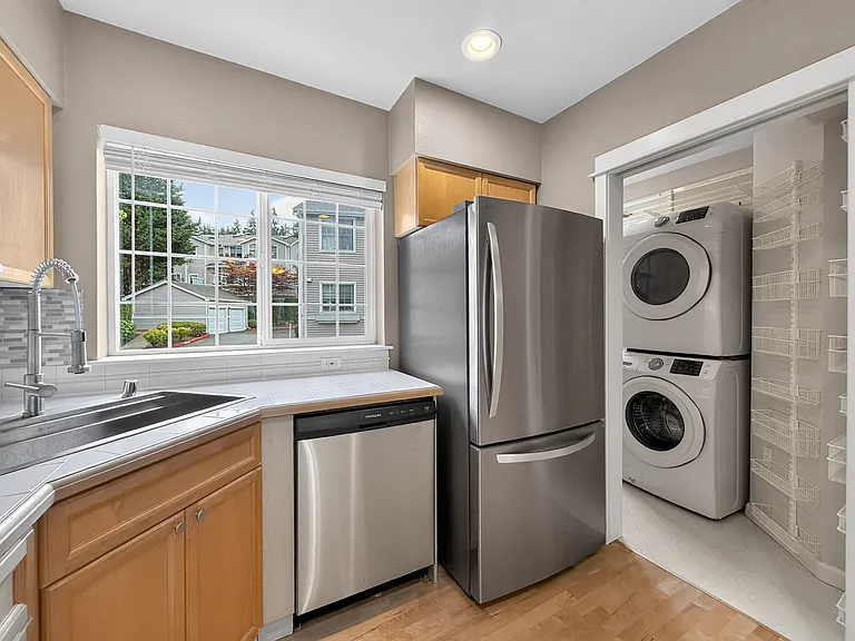 1920 132nd Ave SE #61 — Photo 3