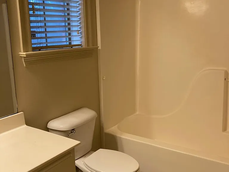 10655 Woodland Oaks Dr — Photo 21