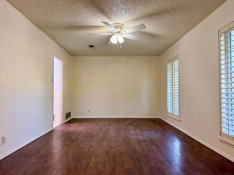 2213 Culver Dr — Photo 7