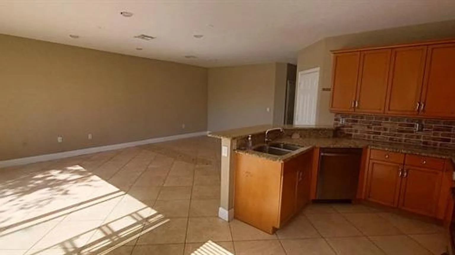 4715 SW 164th Ave th 4715, Miramar, FL 33027 — Photo 2