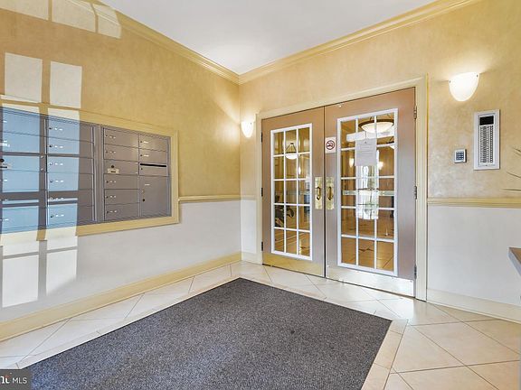 4th image of 15231 Royal Crest Dr APT 205