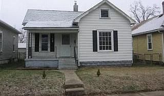 1st image of 702 Elwood St
