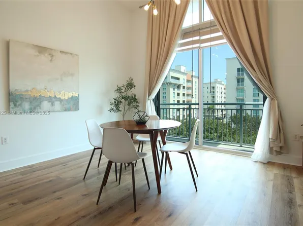 9055 SW 73rd Ct APT 405, Miami, FL 33156