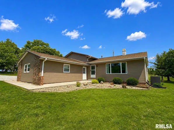2313 Maple Ave, Macomb, IL 61455