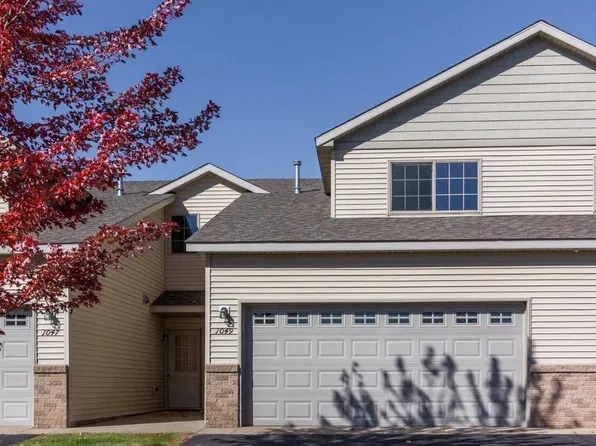 1049 Manor Ct, Saint Cloud, MN 56303