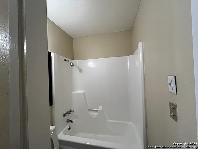 5922 Castle Hunt — Photo 9