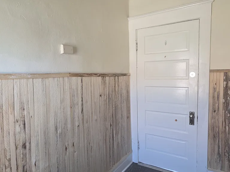 105 Edson St #2 — Photo 11
