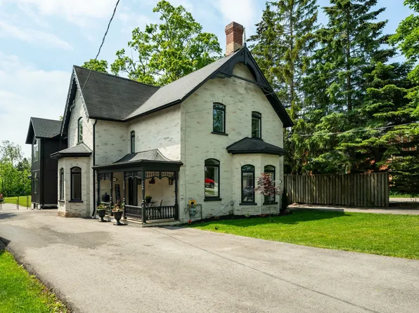 17 York St #15, Orangeville, ON L9W 1L7
