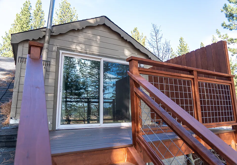 1046 River Dr #2