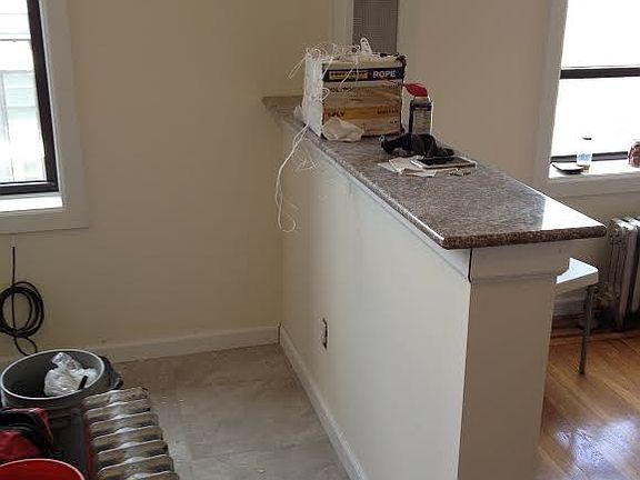 2nd image of 520 Lincoln Pl APT 4D