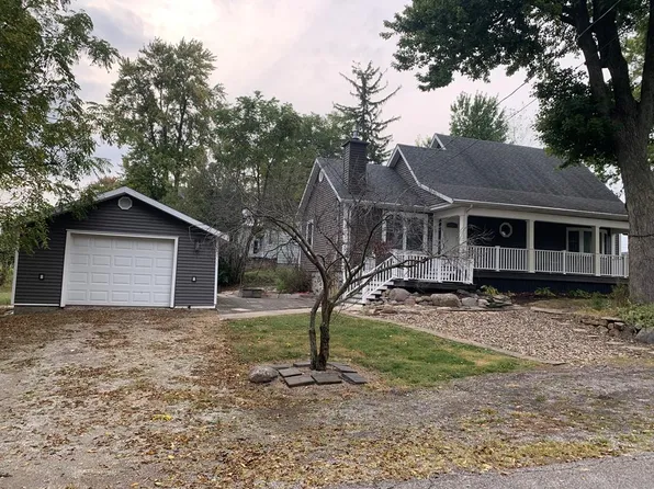 4969 South St, Sulphur Springs, OH 44881