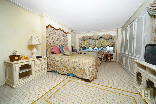 Sold by Halstead Real Estate | media 13