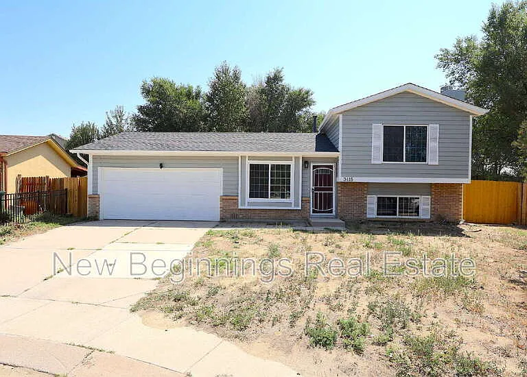 3415 Kirkwood Dr — Photo 1