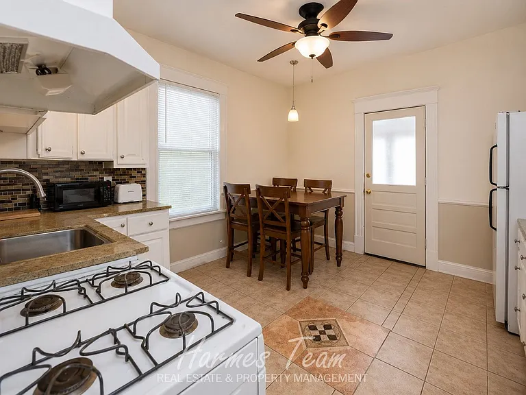 835 N Union Blvd #2 — Photo 10