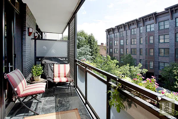 Sold by Halstead Property | media 8
