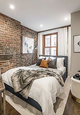 4th image of 35 Crosby St APT 5R