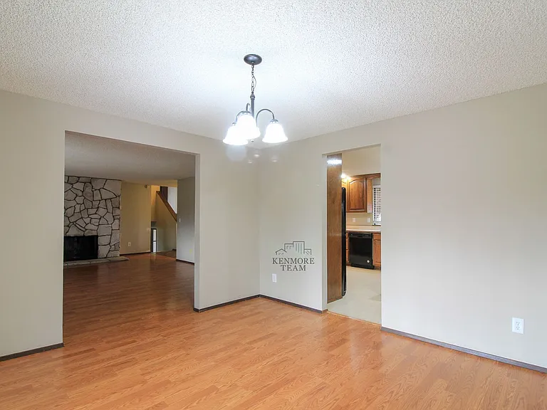 411 Snyder St — Photo 6