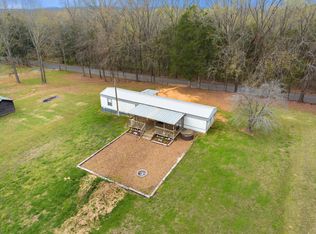 590 Cypress Creek Marina Rd, Linden, TN 37096