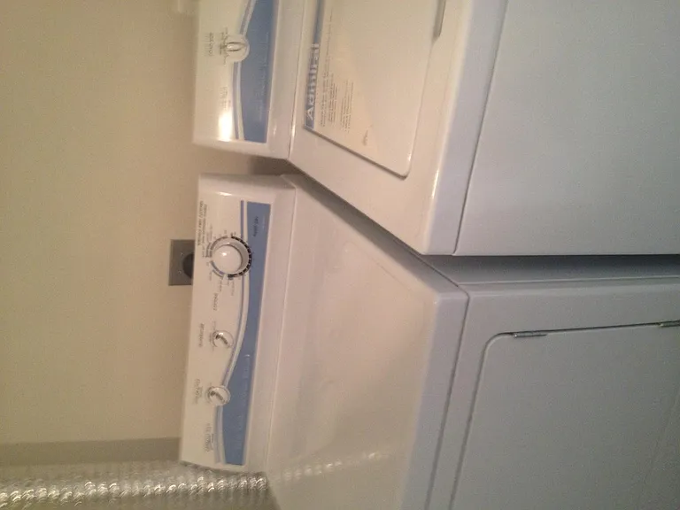 WasherDryer-UpperLevel