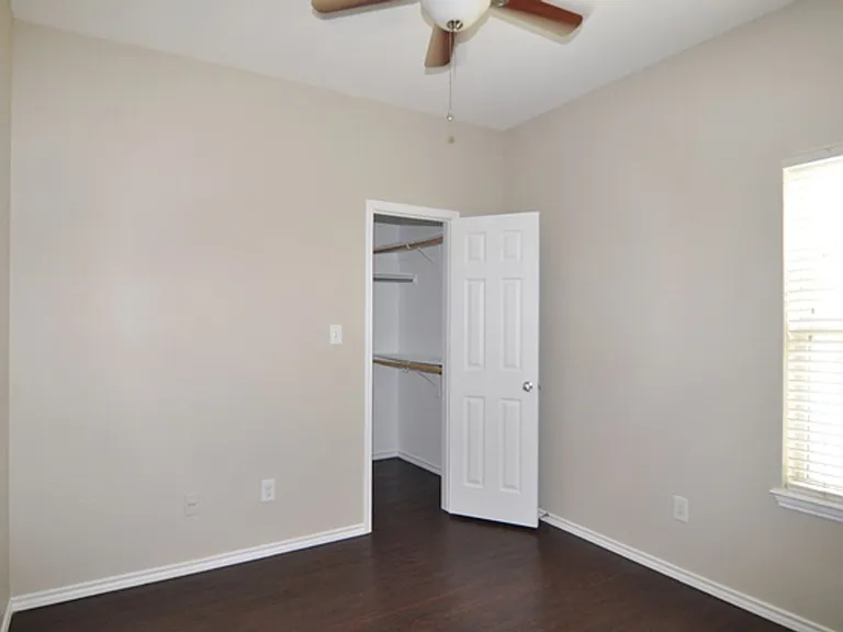 7600-7602 Novella Drive — Photo 10