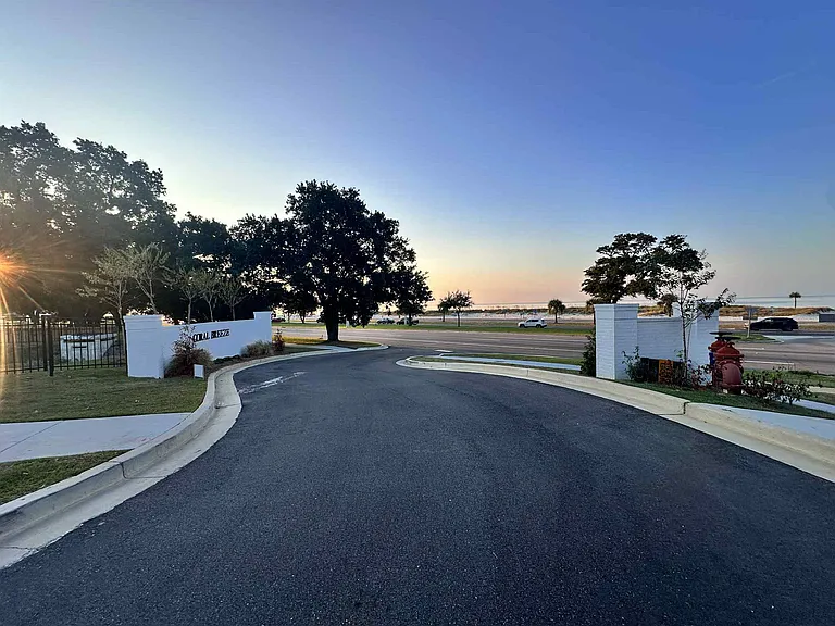 145 Coral Breeze Dr — Photo 30