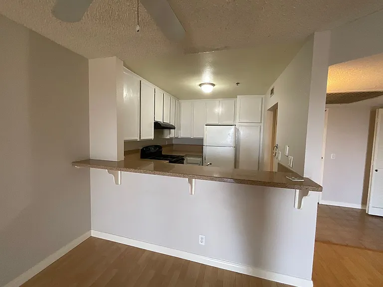 5985 Dandridge Ln #106 — Photo 3