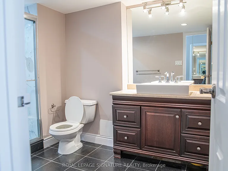 256 Jarvis St #11A — Photo 24
