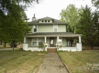 872 W Main Ave, Taylorsville, NC 28681