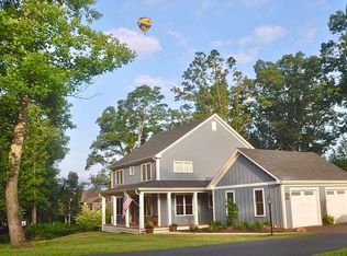 2204 Camargo Dr, Charlottesville, VA 22901