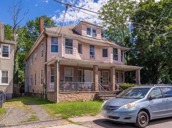 325 Stebbins Pl #2, Plainfield, NJ 07063