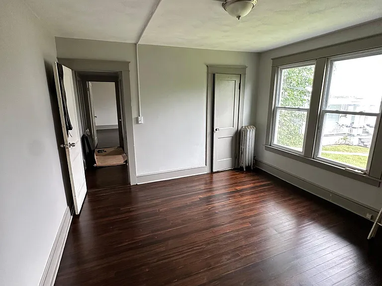 69 Burlington Ave #2 — Photo 7