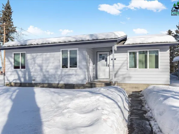 2 Craig Ave, Fairbanks, AK 99701