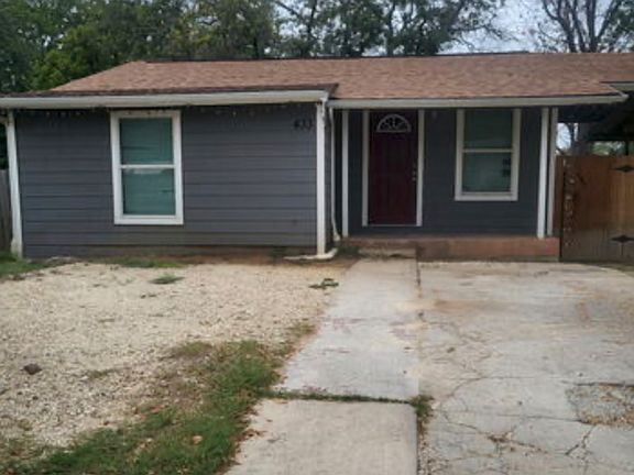 2nd image of 435 N SAN HORACIO AVE