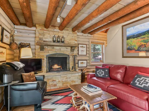 17 Tres Lagunas Rd, Tererro, NM 87573