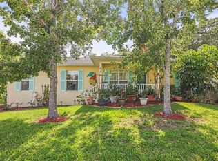 630 Mac Crillus Rd, Largo, FL 33770