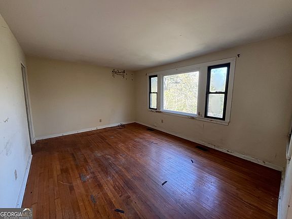 5th image of 2536 Nancelon Cir N